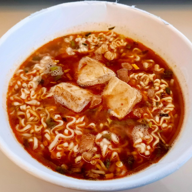 Wei Dan Spicy Stinky Tofu Noodle *3 pcs*