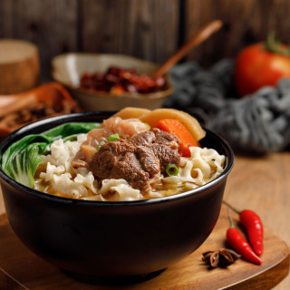 Diamond Of Sea- Braised Beef Noodles (half gluten, half meat) *2 pieces*