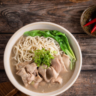 Diamond Of Sea- Pepper Pork Belly Chicken Noodles *2 pieces*